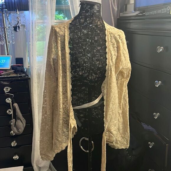 Victorias secret VS large tan lace wrap jacket/coat/top shirt - Picture 1 of 7